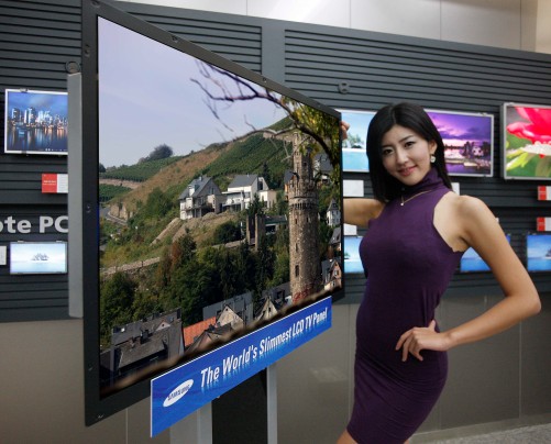 Samsung develops 3.9mm LED TV panel