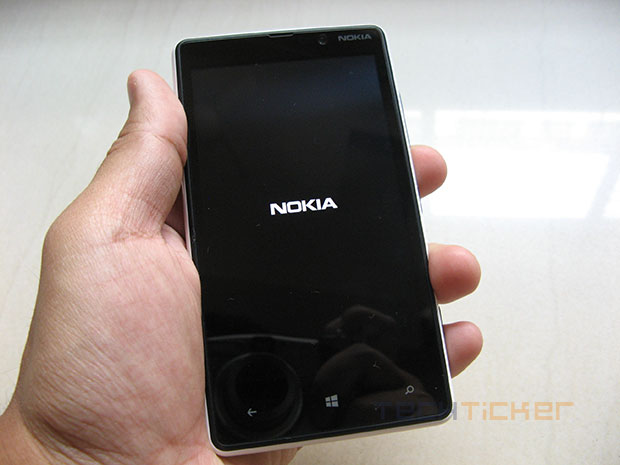Nokia Lumia 820 Review