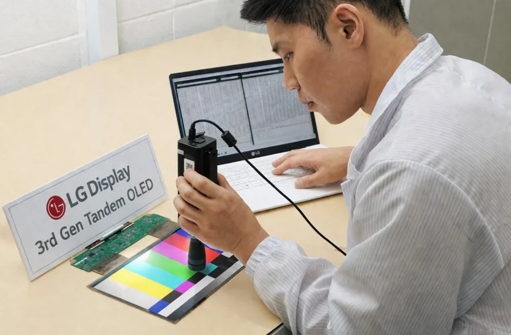 LG 3rd Gen Tandem OLED Display